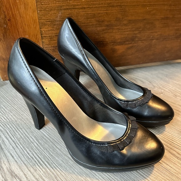 Fioni black patent platform dress heels 9w pump - Picture 2 of 4